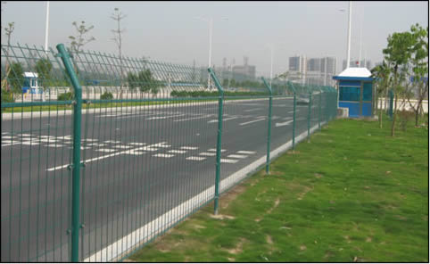 公路护栏网