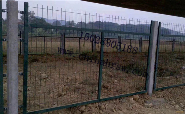 高铁护栏网