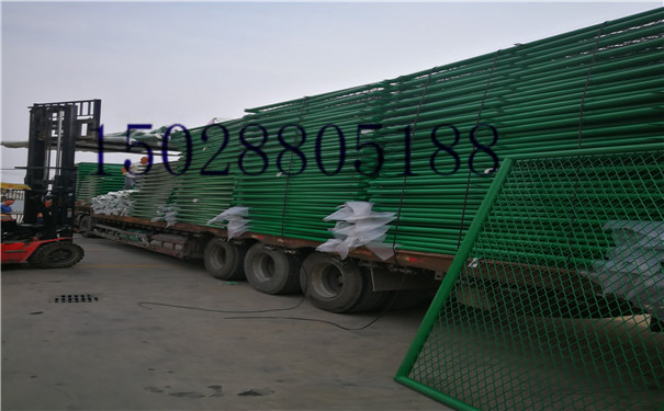 铁路护栏网发货中