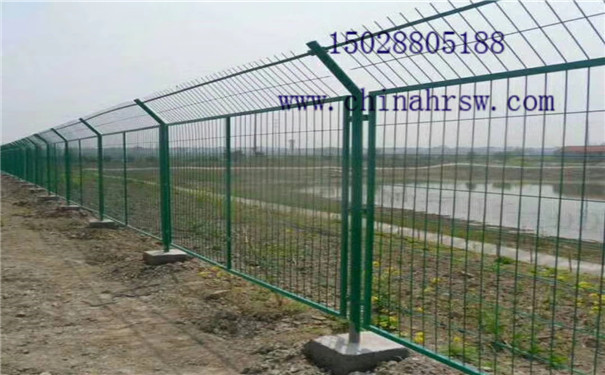 铁路护栏网