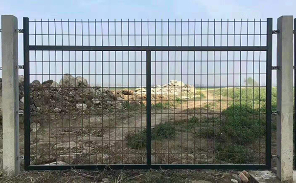 铁路护栏网