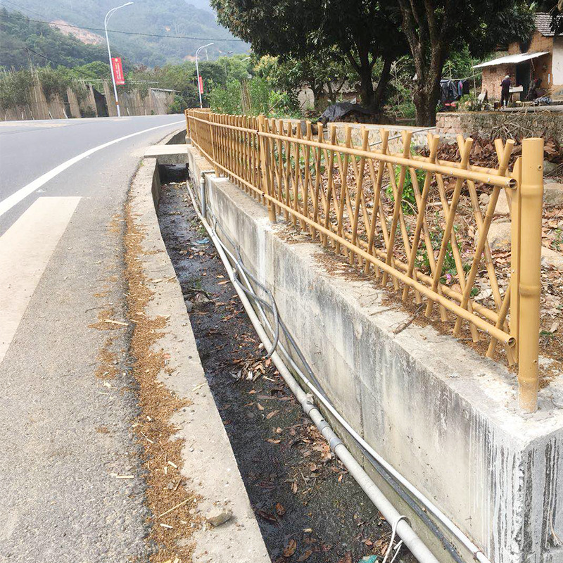 新农村建设用仿竹护栏案例